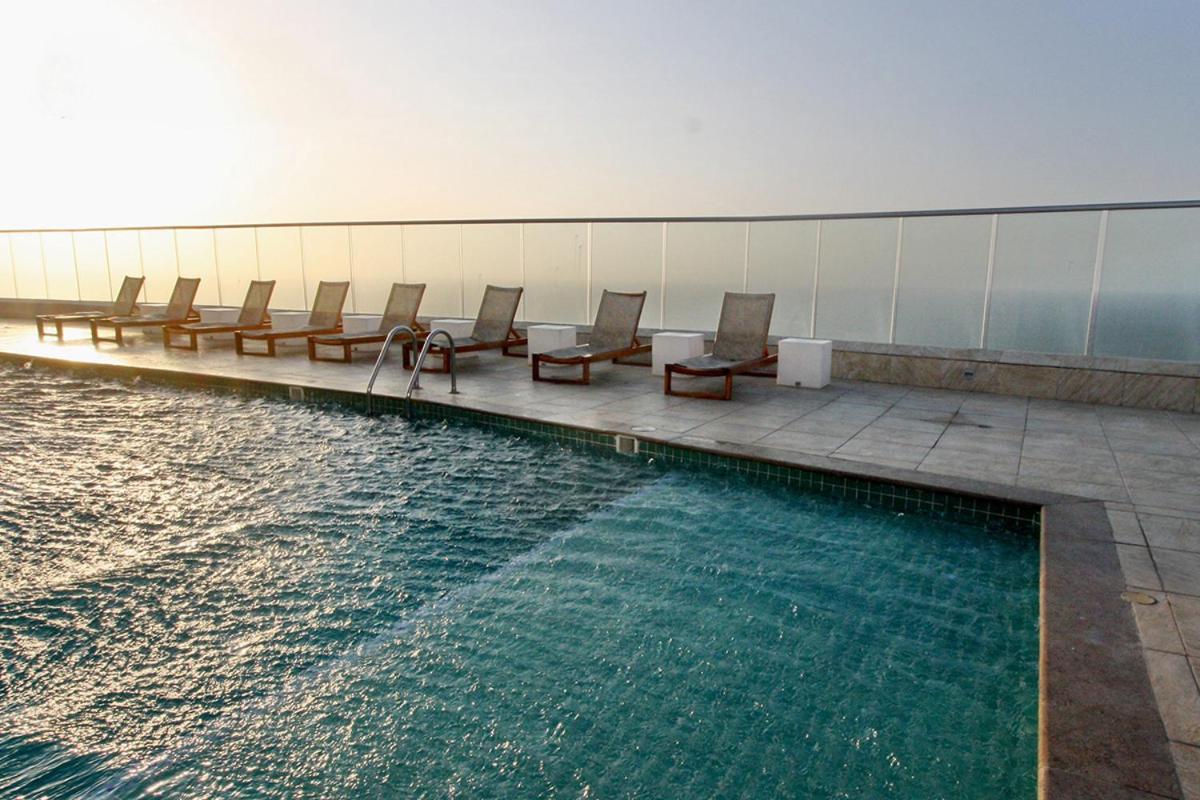 Apartment En Edificio Palmetto Frente A La Playa